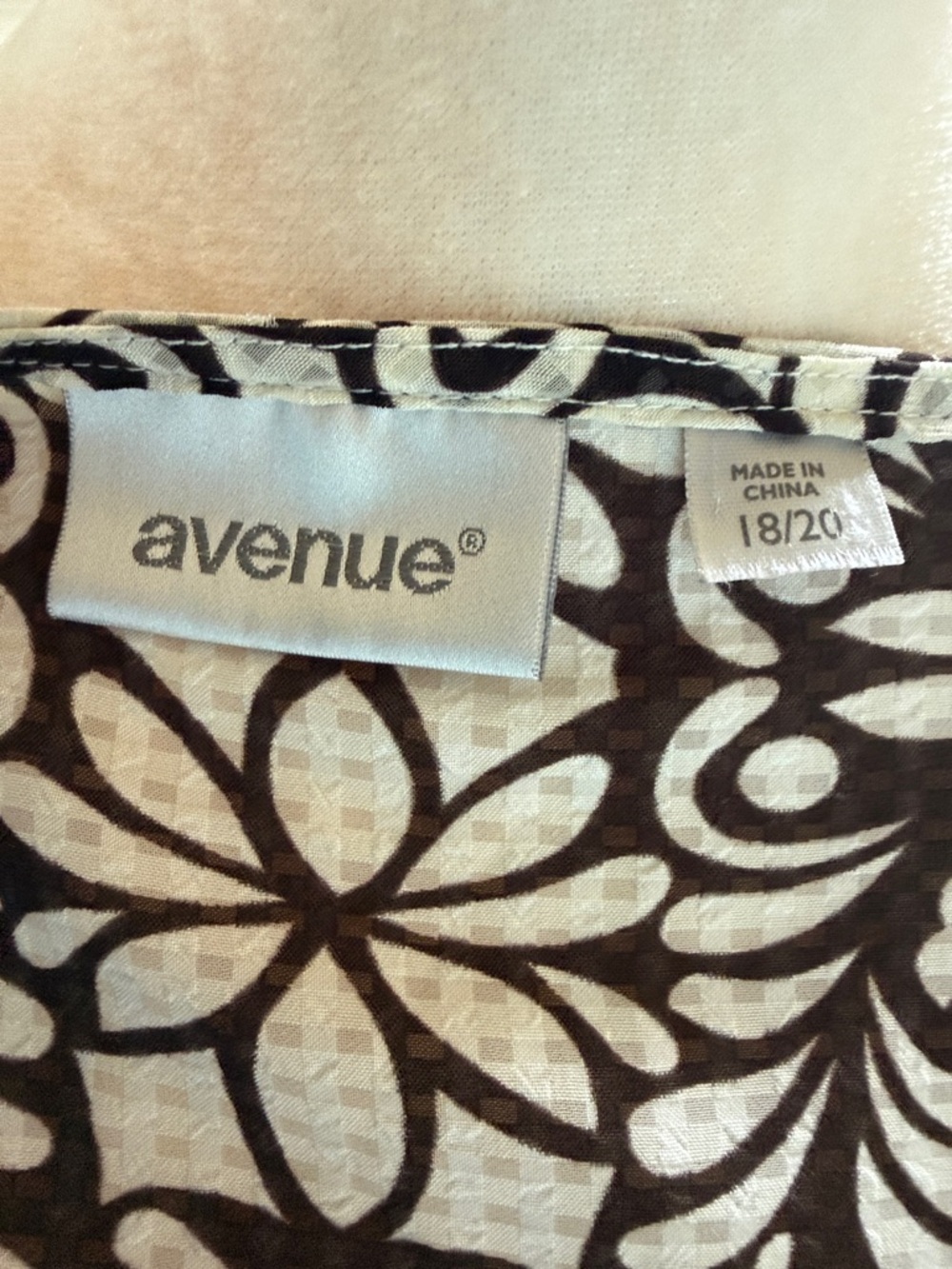 Avenue chocolate and cream Patterned Cold-Shoulder Blouse - Picture 2 of 7